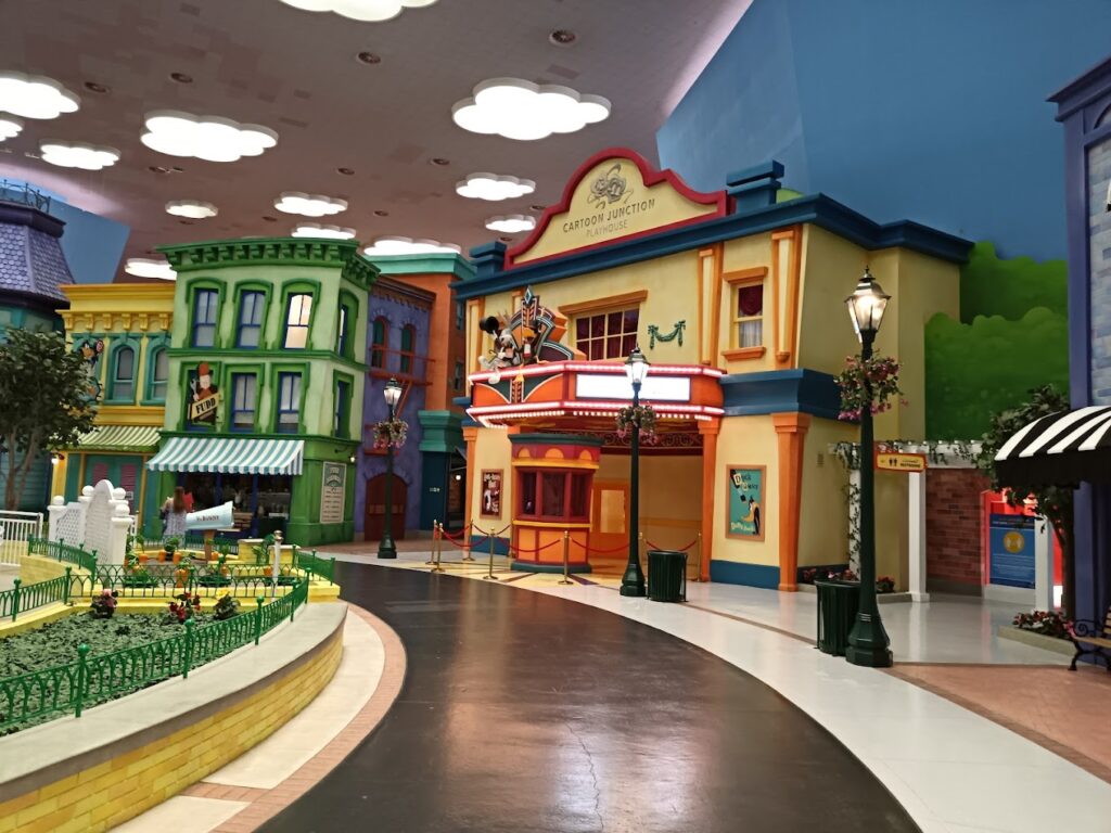 Warner Bros. World Abu Dhabi: Immersive Entertainment Year-Round