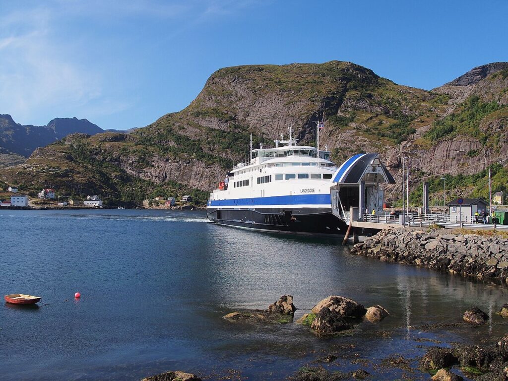 Ferry from Bodø to Moskenes