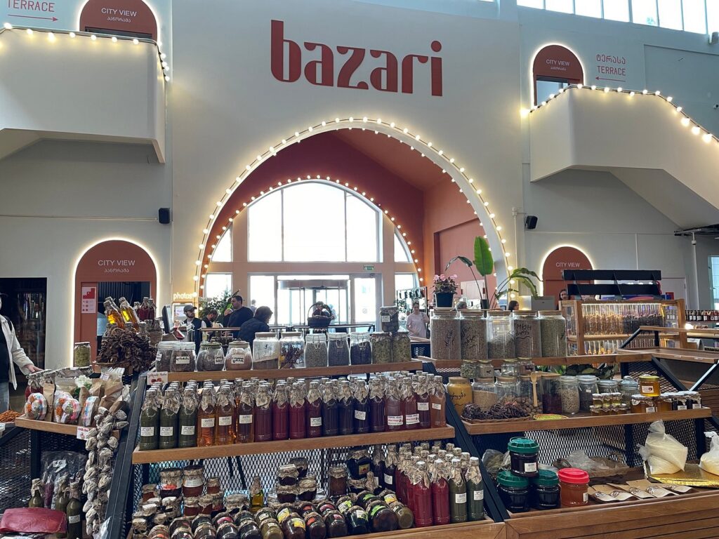 Orbeliani Square / Bazari Orbeliani – Where Locals Shop