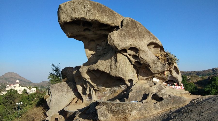 Toad Rock & Hiking Mount Abu
