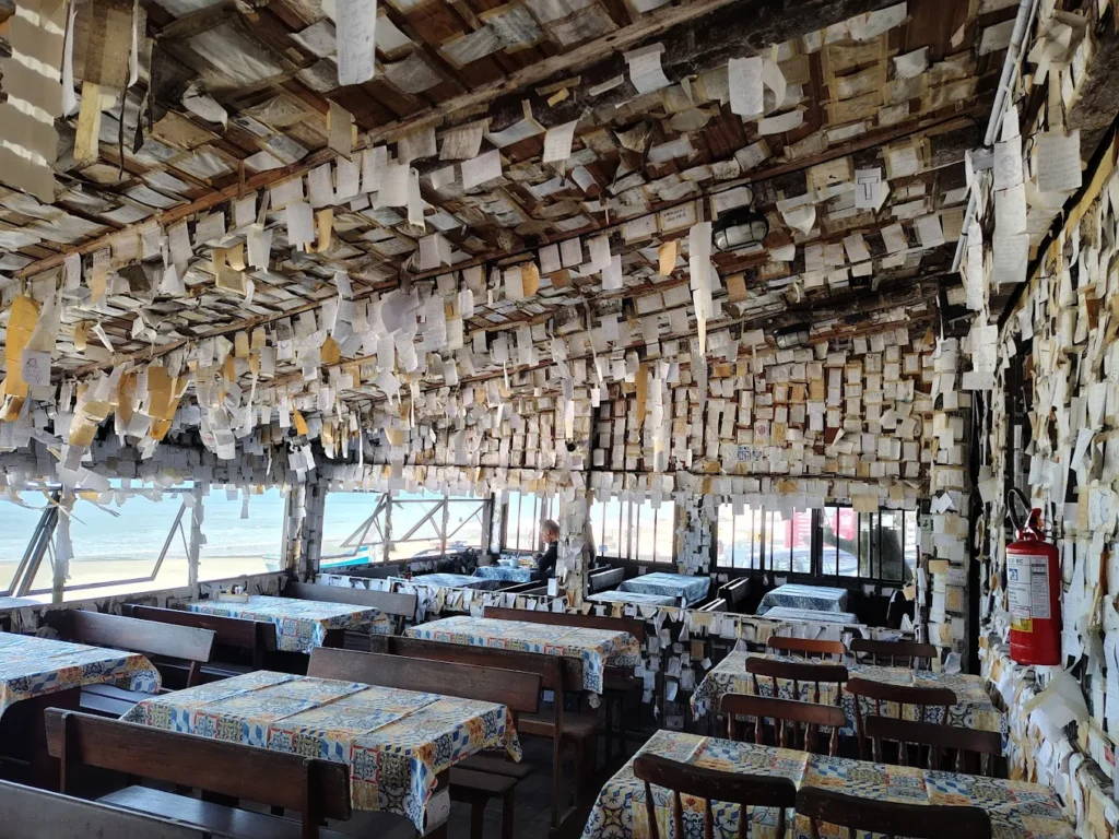 Bar do Arante (Rua Abelardo Otacílio Gomes, 254), Pântano do Sul Beach.