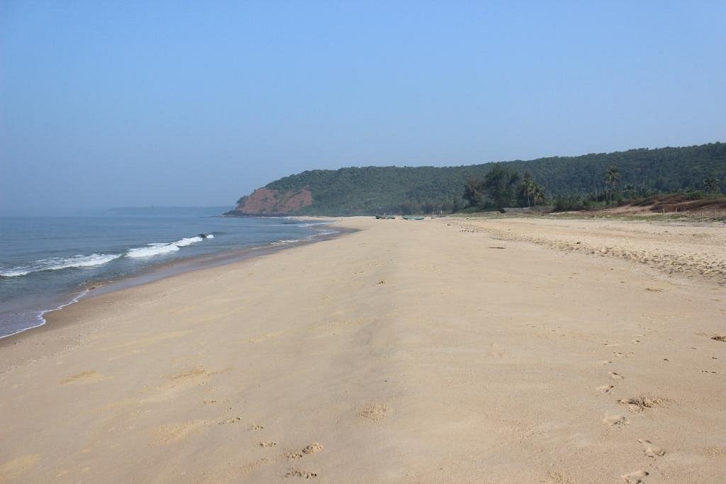 Vayangani Beach – The Local Favorite