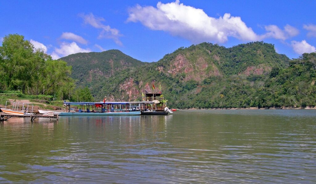 Madidi remote Amazon transport difficulties