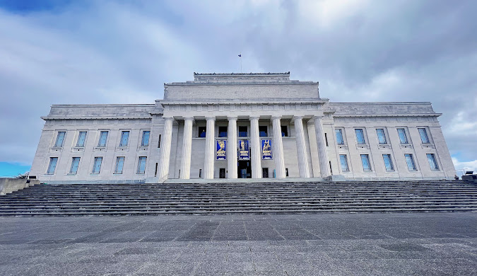 Panoramic view of Auckland city skyline, the largest urban center in New Zealand