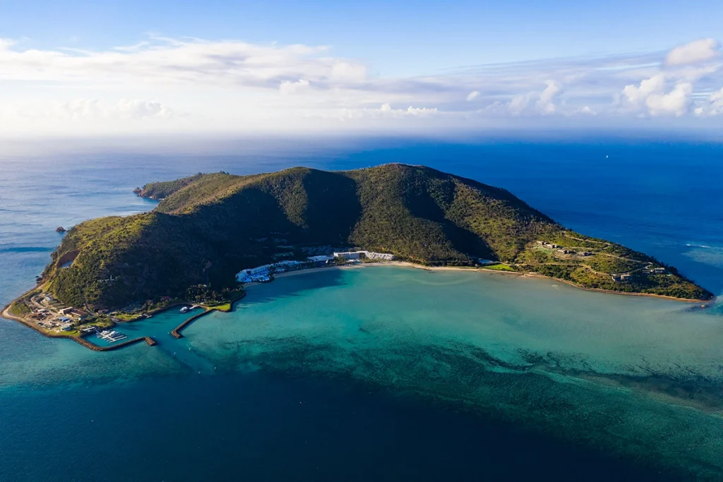 Blue Pearl Bay, Hayman Island, Whitsundays Australia