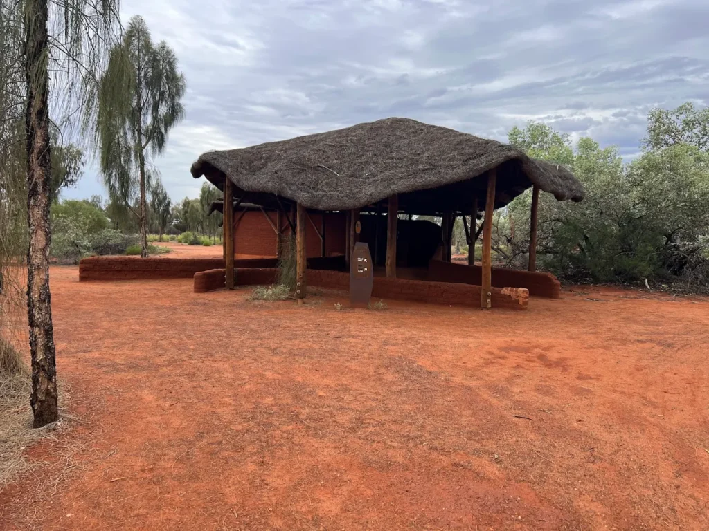 Uluru-Kata Tjuta Cultural Centre