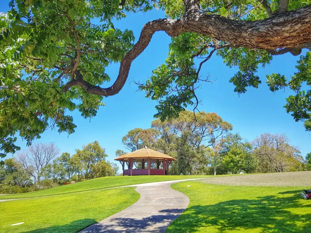 Kings Park: Australia's Largest Inner-City Green Space