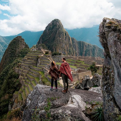 Hiking to Itapilluni Hill PERU