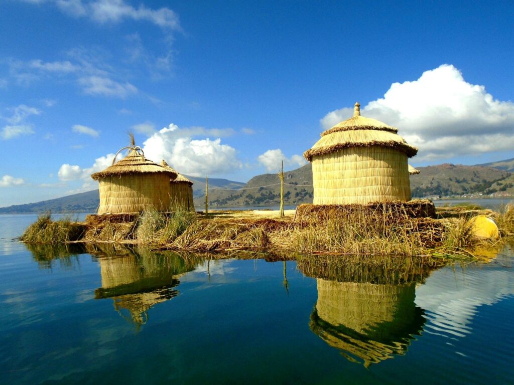 Uros Floating Islands, Isla Suasi Peru