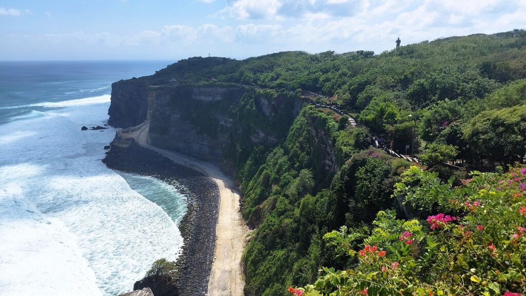 Uluwatu — Cliffs, Temples