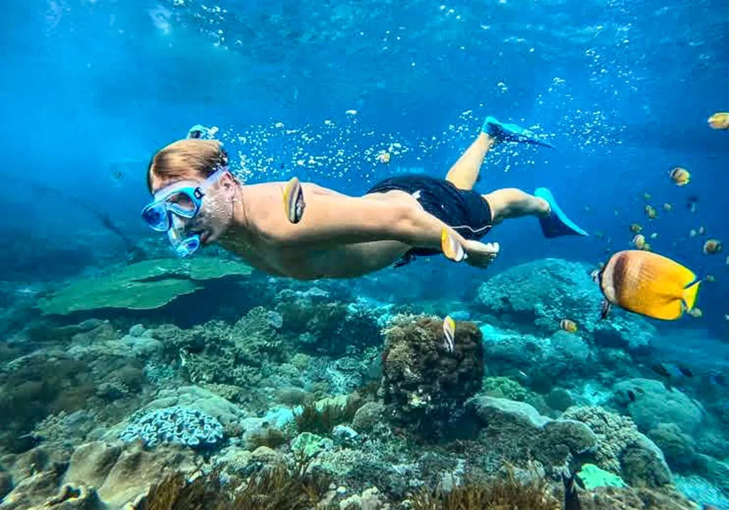 Snorkelling in Thailand 